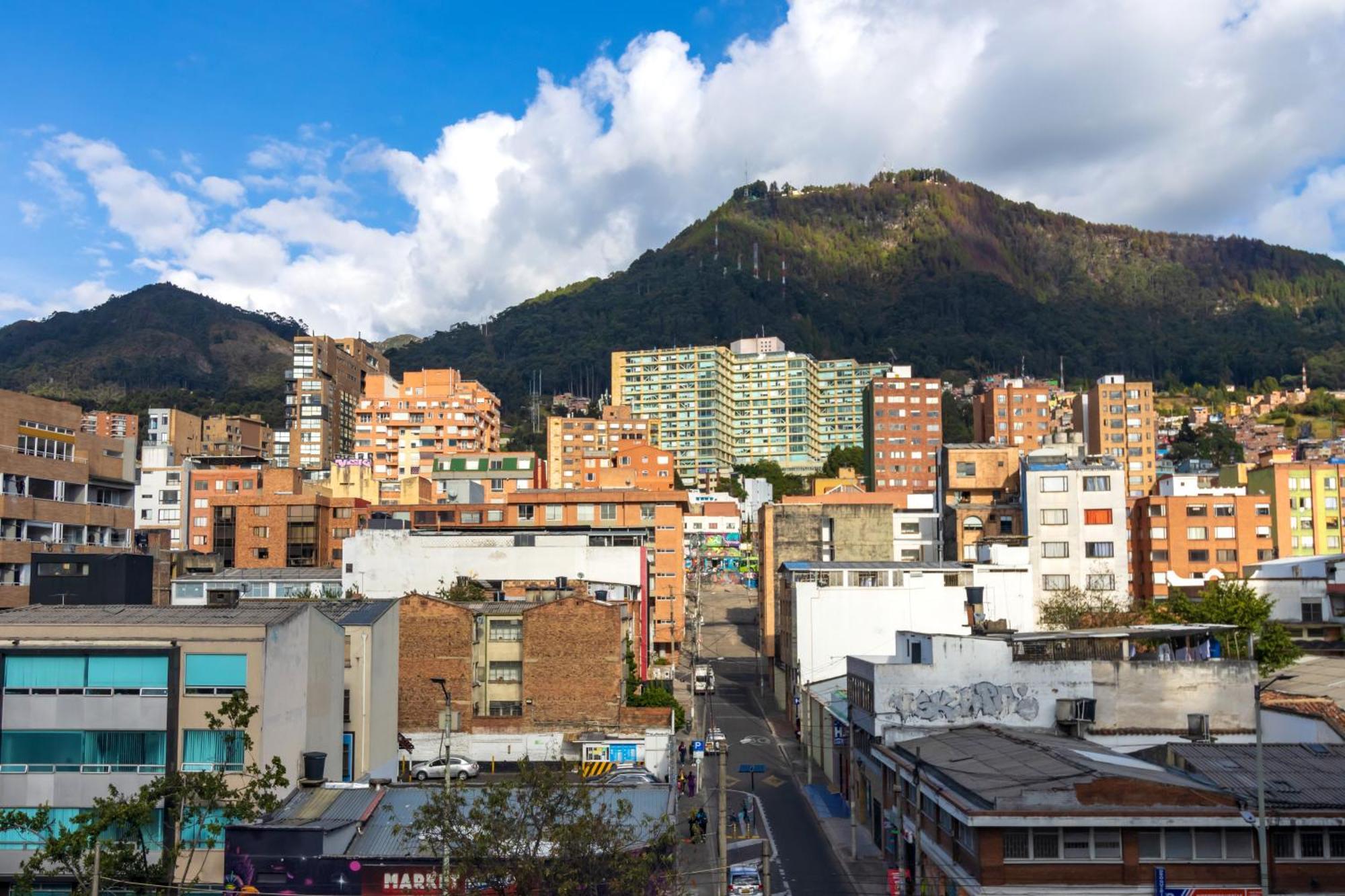 Hotel Zulita Bogotá Esterno foto